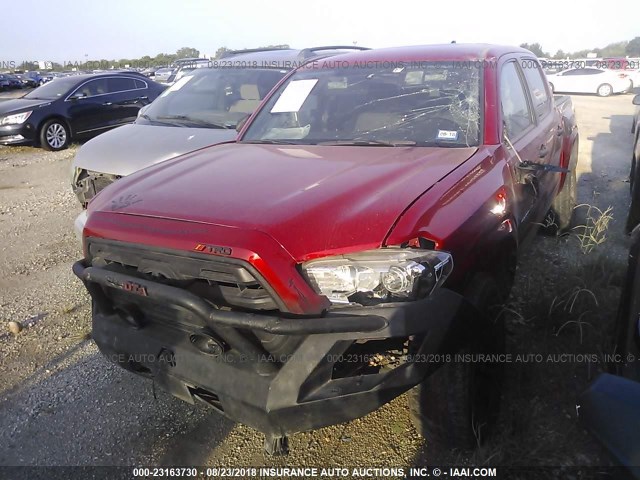 5TFCZ5AN3GX023543 - 2016 TOYOTA TACOMA DBL CAB/SR/SR5/TRD SPT/OR RED photo 2