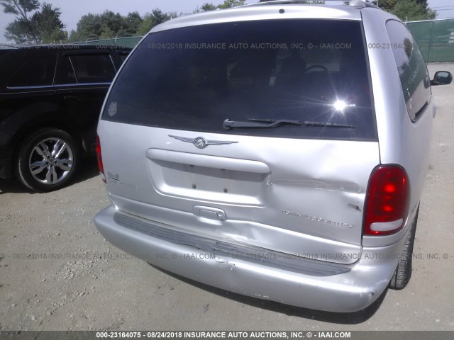 1C4GP64L9YB524264 - 2000 CHRYSLER TOWN & COUNTRY LIMITED SILVER photo 6