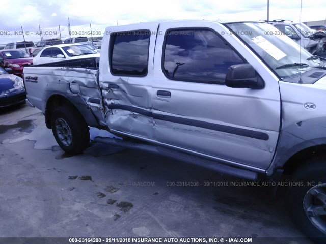 1N6ED29YX2C330712 - 2002 NISSAN FRONTIER CREW CAB XE/CREW CAB SE GRAY photo 6