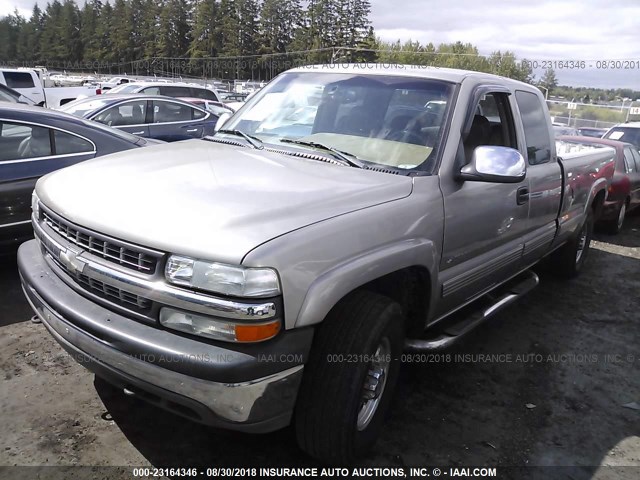 1GCGK29UXXE175069 - 1999 CHEVROLET SILVERADO K2500 Pewter photo 2