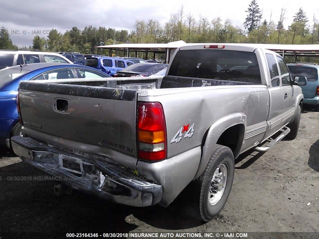 1GCGK29UXXE175069 - 1999 CHEVROLET SILVERADO K2500 Pewter photo 4