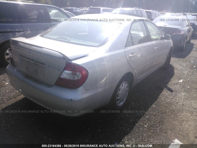 4T1BE32K52U098654 - 2002 TOYOTA CAMRY LE/XLE/SE Gümüş foto 4