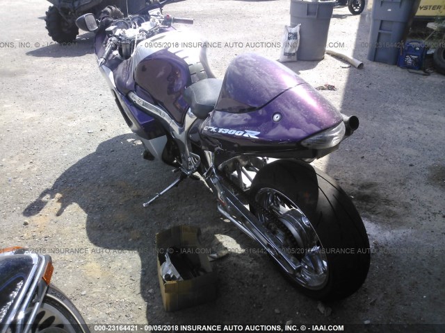 JS1GW71A1X2103904 - 1999 SUZUKI GSX1300 R PURPLE photo 3