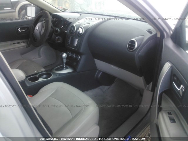 JN8AS5MT2CW261748 - 2012 NISSAN ROGUE S/SV SILVER photo 5