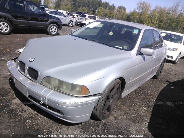 WBADT63401CF14456 - 2001 BMW 530 I AUTOMATIC SILVER photo 2