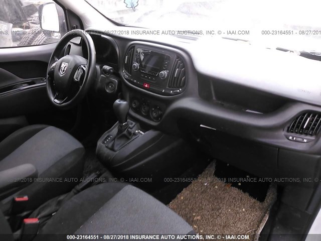 ZFBERFAT7G6B58551 - 2016 RAM PROMASTER CITY  白色 照片 5