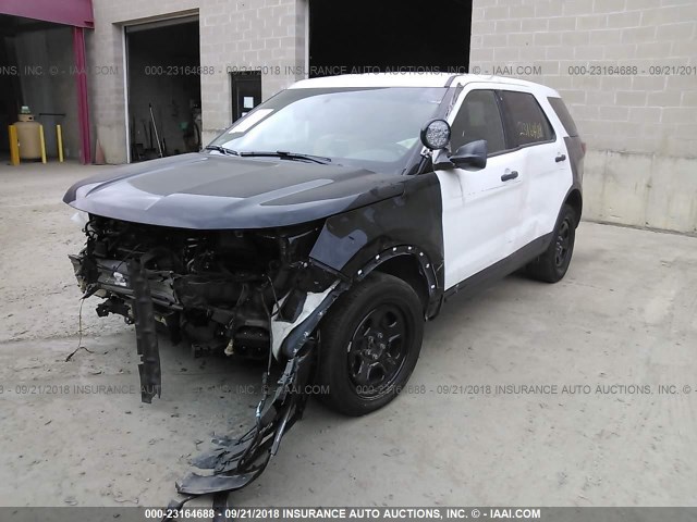 1FM5K8AR0HGA13275 - 2017 FORD EXPLORER POLICE INTERCEPTOR BLACK photo 2