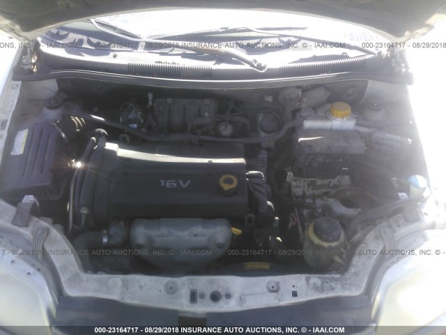 KL1TD666X6B682616 - 2006 CHEVROLET AVEO LS WHITE photo 10
