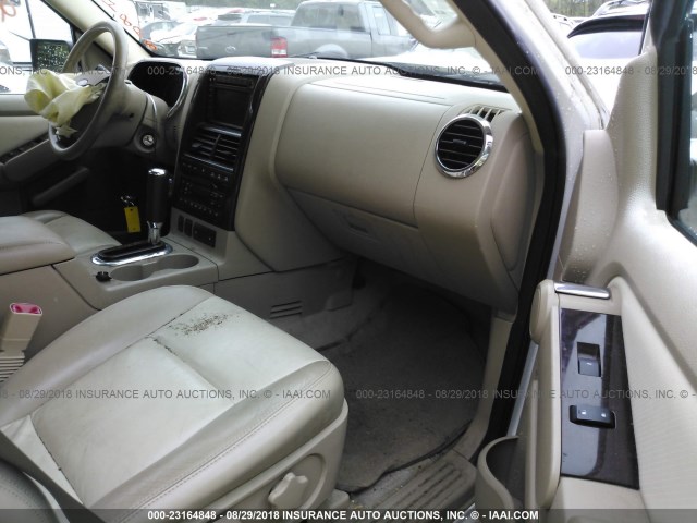 1FMEU75857UA52448 - 2007 FORD EXPLORER LIMITED WHITE photo 5