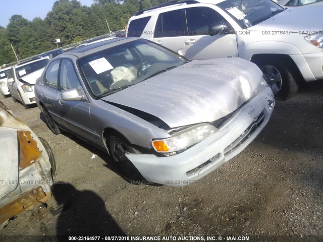 1HGCE6676VA022366 - 1997 HONDA ACCORD EX/EX-R SILVER photo 1