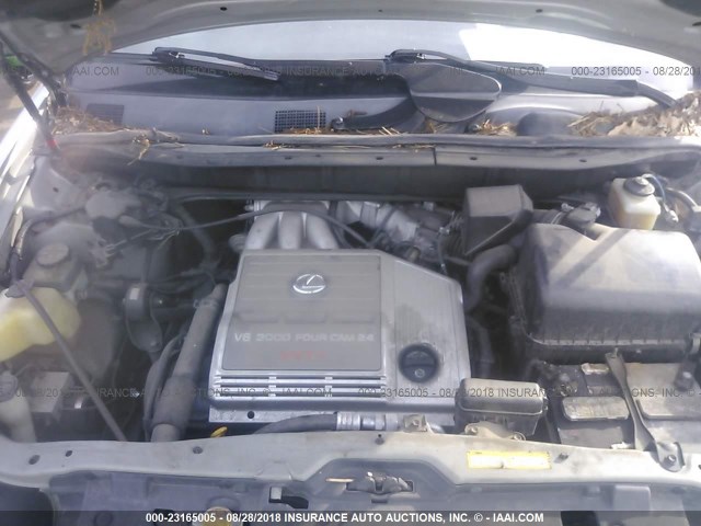 JT6HF10U1X0050031 - 1999 LEXUS RX 300 SILVER photo 10