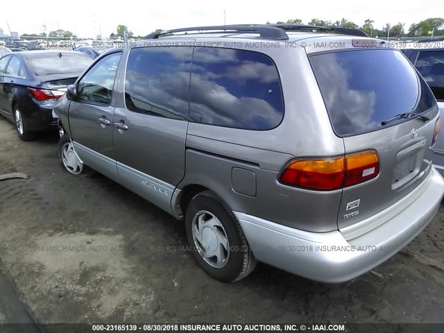 4T3ZF13C5XU121548 - 1999 TOYOTA SIENNA LE/XLE GOLD photo 3