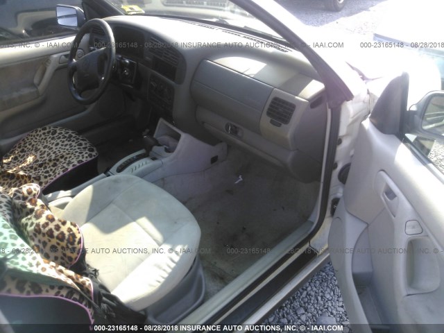 3VWAB81E3XM800853 - 1999 VOLKSWAGEN CABRIO 白色 照片 5