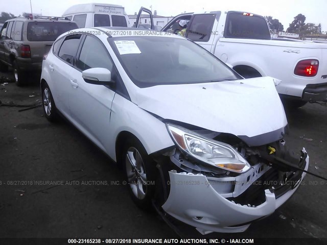 1FADP3K21EL288040 - 2014 FORD FOCUS SE WHITE photo 1