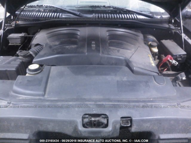 5LMEU88H34ZJ35714 - 2004 LINCOLN AVIATOR 黑色 照片 10