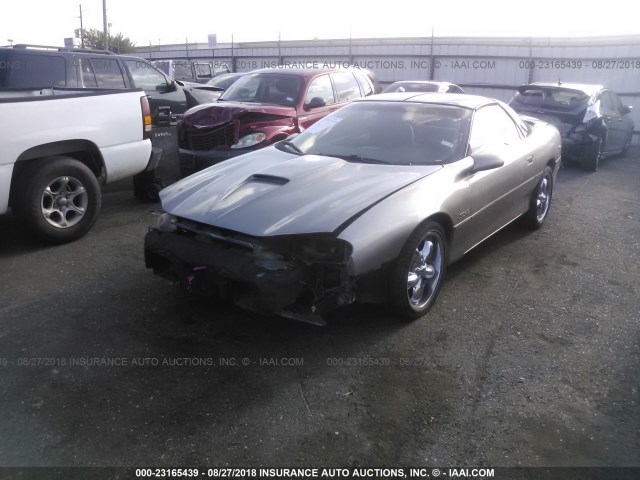 2G1FP22GXY2139275 - 2000 CHEVROLET CAMARO Z28 SILVER photo 2