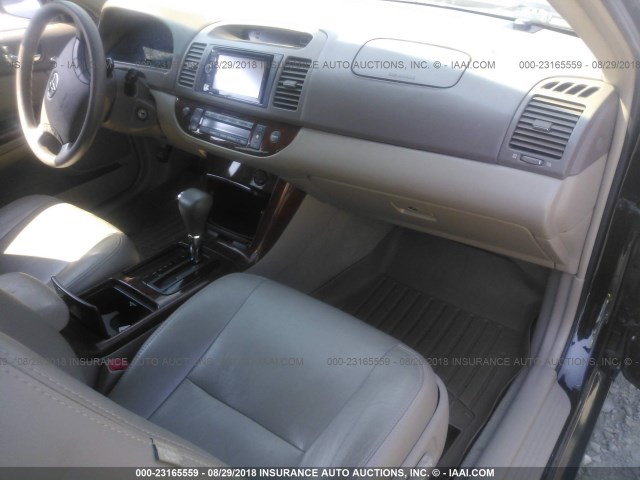 4T1BE30K85U018481 - 2005 TOYOTA CAMRY LE/XLE/SE 黑色 照片 5