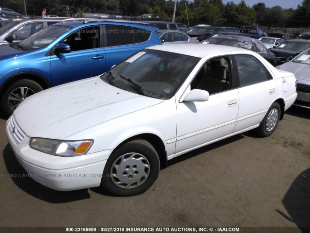 4T1BG22K3WU210586 - 1998 TOYOTA CAMRY CE/LE/XLE 白色 照片 2
