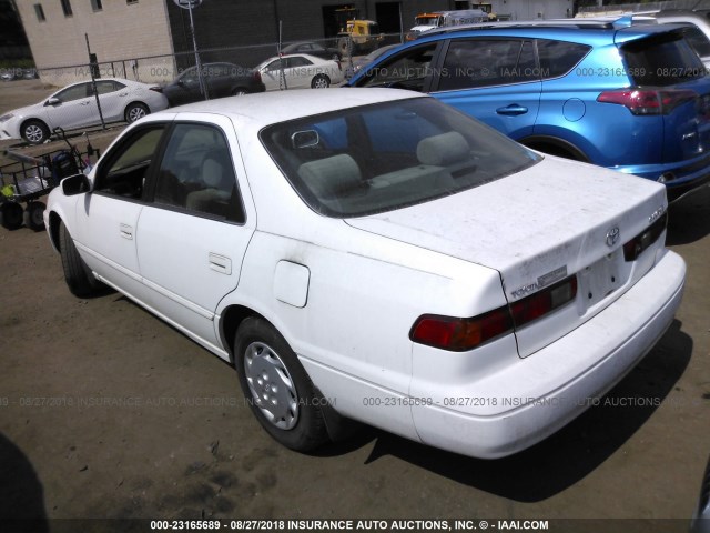 4T1BG22K3WU210586 - 1998 TOYOTA CAMRY CE/LE/XLE 白色 照片 3