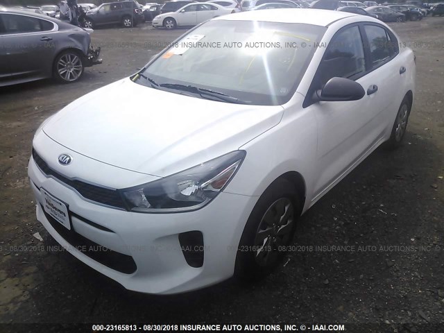 3KPA24AB0JE072069 - 2018 KIA RIO LX/S WHITE photo 2