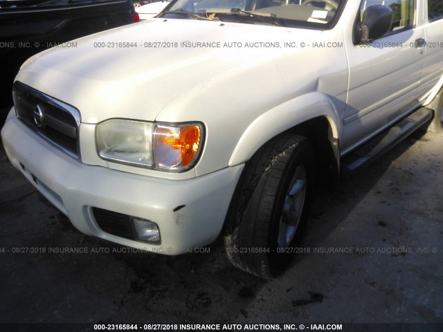 JN8DR09Y44W921614 - 2004 NISSAN PATHFINDER LE/SE WHITE photo 6