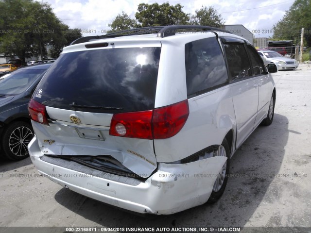 5TDZK22C48S156863 - 2008 TOYOTA SIENNA XLE/XLE LIMITED WHITE photo 4