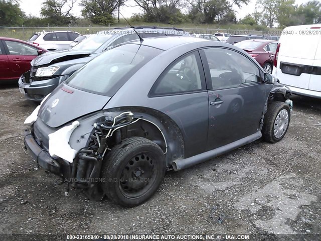 3VWBK31C65M417931 - 2005 VOLKSWAGEN NEW BEETLE GL 灰色 照片 4