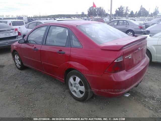 1FAFP34N57W200902 - 2007 FORD FOCUS ZX4/S/SE/SES წითელი ფოტო 3