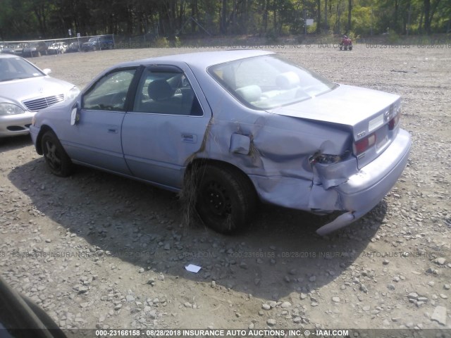 4T1BG22K1VU175755 - 1997 TOYOTA CAMRY CE/LE/XLE 浅蓝色 照片 3