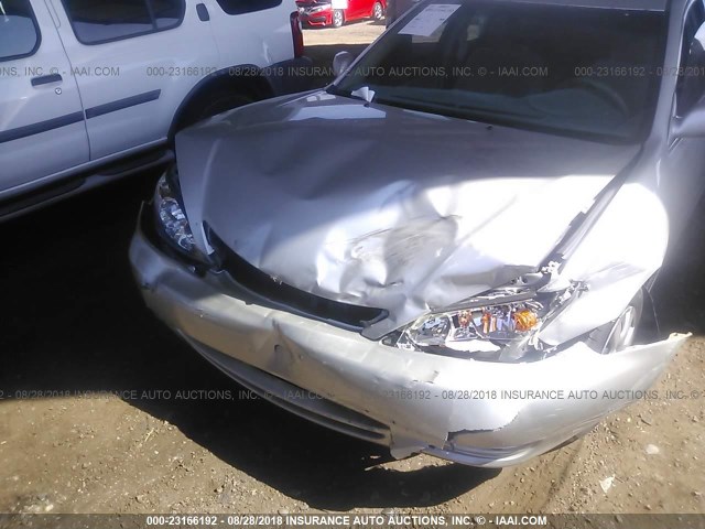 4T1BE32K42U509042 - 2002 TOYOTA CAMRY LE/XLE/SE 银色 照片 6
