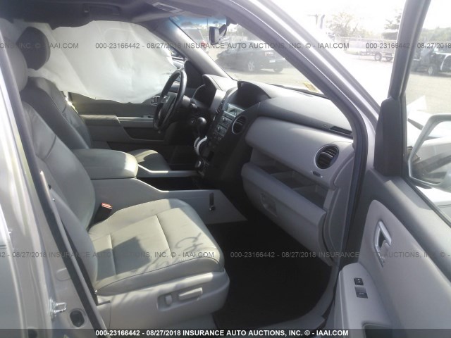 5FNYF4H97BB096757 - 2011 HONDA PILOT TOURING SILVER photo 5