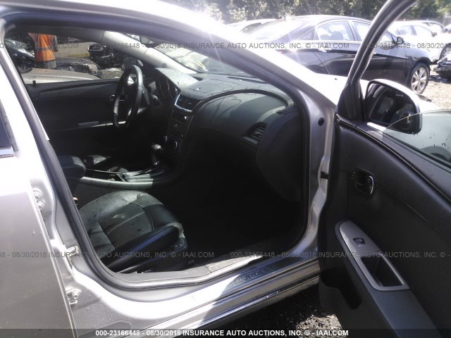 1G1ZG5E79CF258520 - 2012 CHEVROLET MALIBU LTZ 银色 照片 5