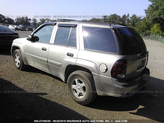 1GNDT13S122440657 - 2002 CHEVROLET TRAILBLAZER  TAN photo 3