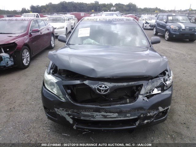 4T4BF3EK9AR069249 - 2010 TOYOTA CAMRY SE/LE/XLE ნაცრისფერი ფოტო 6