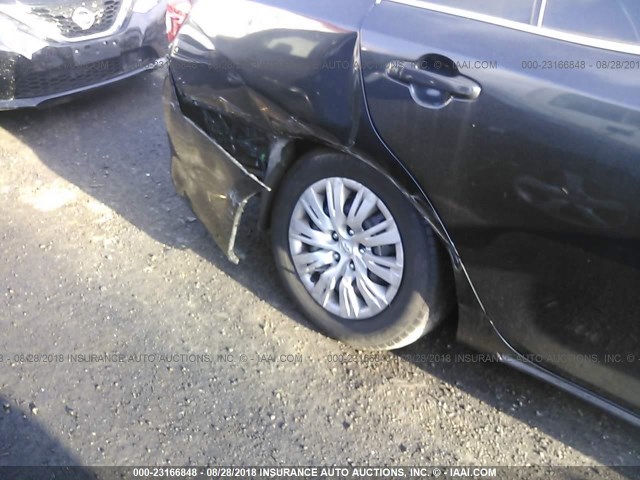 4T4BF1FK0CR224194 - 2012 TOYOTA CAMRY SE/LE/XLE 黑色 照片 6