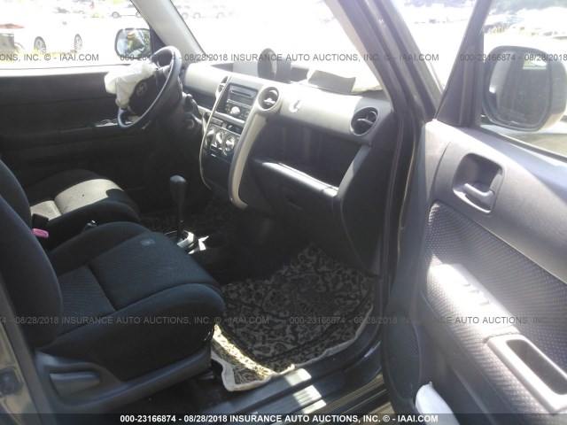 JTLKT324350203980 - 2005 TOYOTA SCION XB Qara foto 5