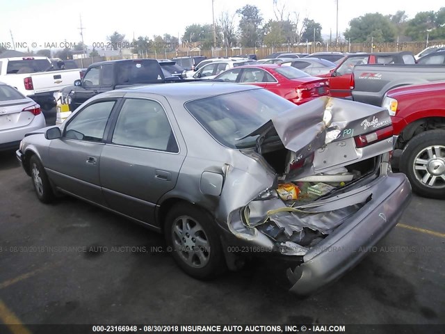 4T1BF28K4XU079566 - 1999 TOYOTA CAMRY LE/XLE 棕色 照片 3