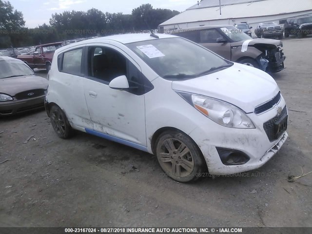 KL8CD6S95EC457613 - 2014 CHEVROLET SPARK 1LT WHITE photo 1