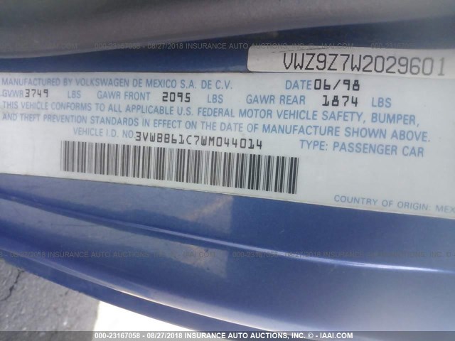 3VWBB61C7WM044014 - 1998 VOLKSWAGEN NEW BEETLE 蓝色 照片 9