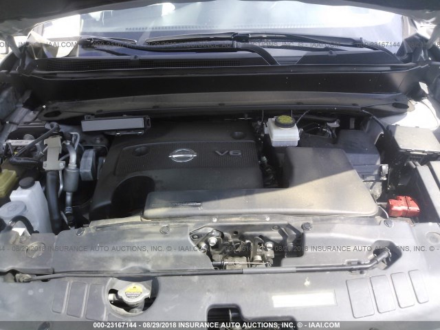 5N1AR2MN9GC637940 - 2016 NISSAN PATHFINDER S/SV/SL/PLATINUM SILVER photo 10