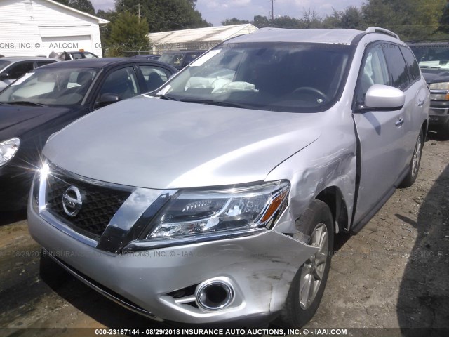 5N1AR2MN9GC637940 - 2016 NISSAN PATHFINDER S/SV/SL/PLATINUM SILVER photo 2