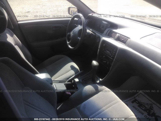 4T1BG22KXXU885594 - 1999 TOYOTA CAMRY CE/LE/XLE 灰色 照片 5