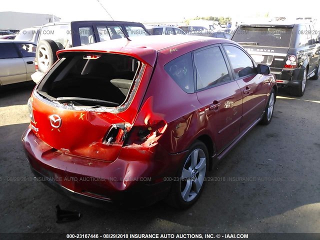 JM1BK143861428690 - 2006 MAZDA 3 HATCHBACK RED photo 4