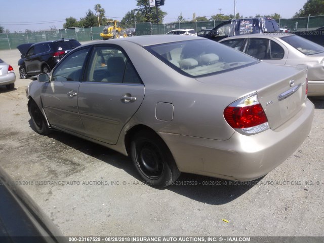 4T1BE32K05U075965 - 2005 TOYOTA CAMRY LE/XLE/SE Алтын фото 3