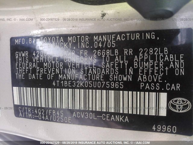 4T1BE32K05U075965 - 2005 TOYOTA CAMRY LE/XLE/SE Алтын фото 9