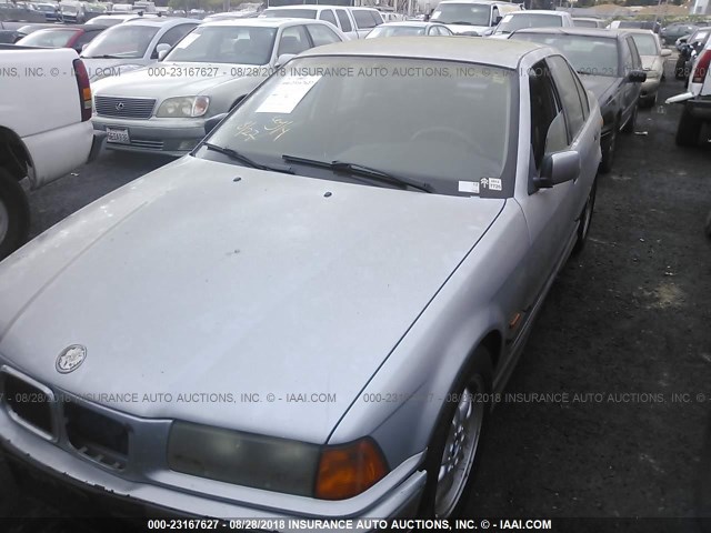 WBACD4320WAV58467 - 1998 BMW 328 I AUTOMATIC SILVER photo 2