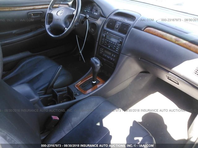 2T1FF28P02C600371 - 2002 TOYOTA CAMRY SOLARA SE/SLE Gümüş foto 5