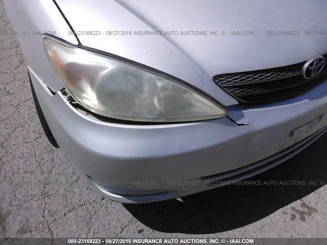 JTDBE32K730238040 - 2003 TOYOTA CAMRY LE/XLE SILVER photo 6
