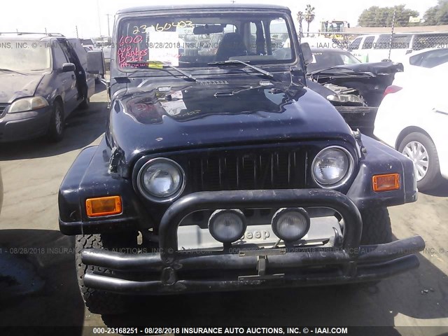 1J4FA59SX2P752592 - 2002 JEEP WRANGLER / TJ SAHARA BLACK photo 6