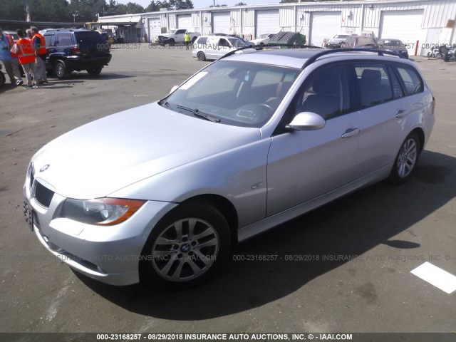 WBAVT73547FZ35622 - 2007 BMW 328 XIT SILVER photo 2